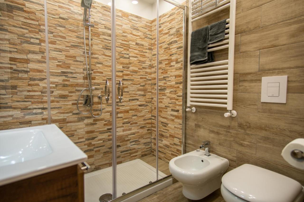 Ilioneo Apartments Наполи Екстериор снимка