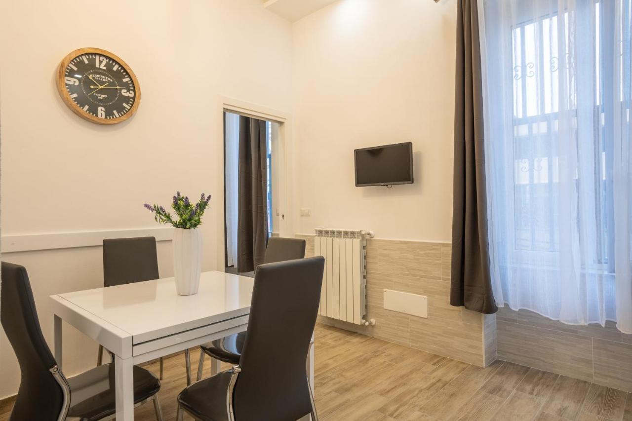 Ilioneo Apartments Наполи Екстериор снимка
